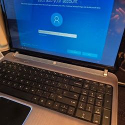 HP Laptop Computer Intel / Core i3  With Windows