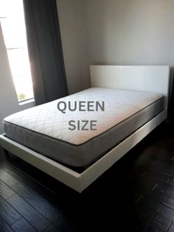 NEW Queen-Size MATTRESS and BOX SPRING. Bed frame not included👍