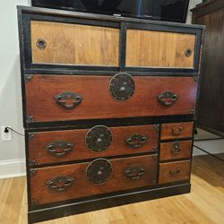 Japanese Tanzu Merchants Chest