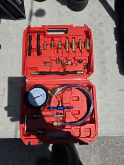 Gas and injector pressure gauge