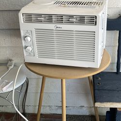 Midea  Window AC Unit 
