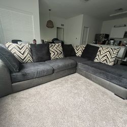 Black Sectional Sofa With Chaise