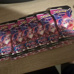 Sealed Fusion  Strike Sleeved Booster Packs