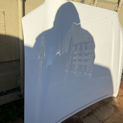 Toyota Tacoma OEM Hood 2016–2023 – Super White 2