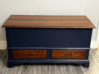 Thomasville Cedar Chest