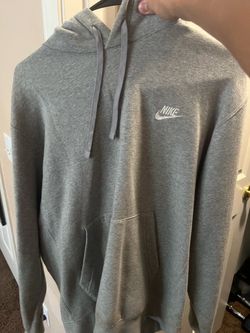 nike hoodie medium send offer