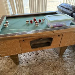Slate Bumper Pool Table With Balls And Que Sticks- Needs Updating 