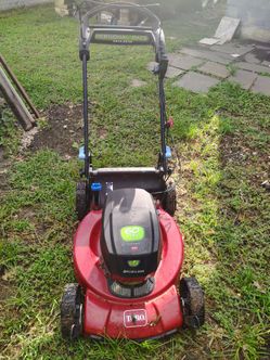 Máquina para cortar zacate de batería 60 voltios