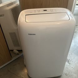 Toshiba 12000 BTU (8,000 BTU, DOE) 115-Volt Portable Air Conditioner