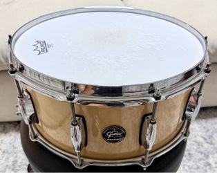 Gretsch Renown 14” x 6.5” Snare Drum – Gloss Natural