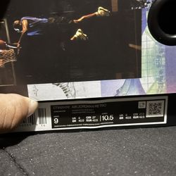 Jordan Retros 6’s Georgetown ( Grey N Blue ) Size 9 Men    And Jordan Retro 6’s Electric Green ( Black N Green ) Size 8.5 Men         ( O.g All ) 