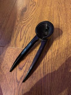 Nut Cracker Tool