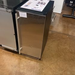 15 Inch Wide Stainless Steel Ice Maker U-line