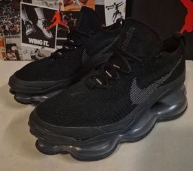 Nike Air Max Scorpion Flyknit 'Triple Black' Men's Size 10