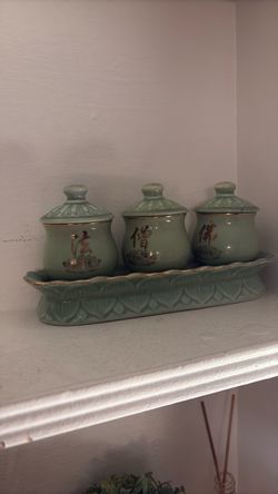 Tea cups