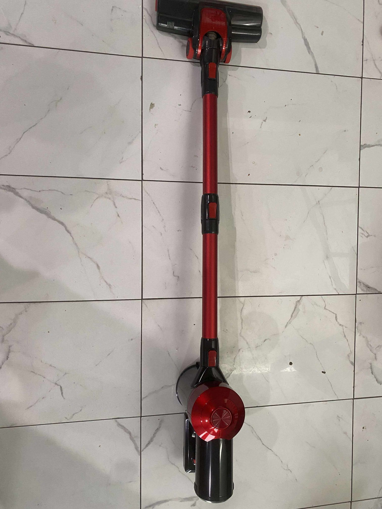 Iwoly C150 Cordless Rechargeable Vacuum Cleaner 2200mAh HEPA Filtration