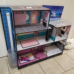 LOL Doll House 