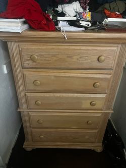 Wood dresser