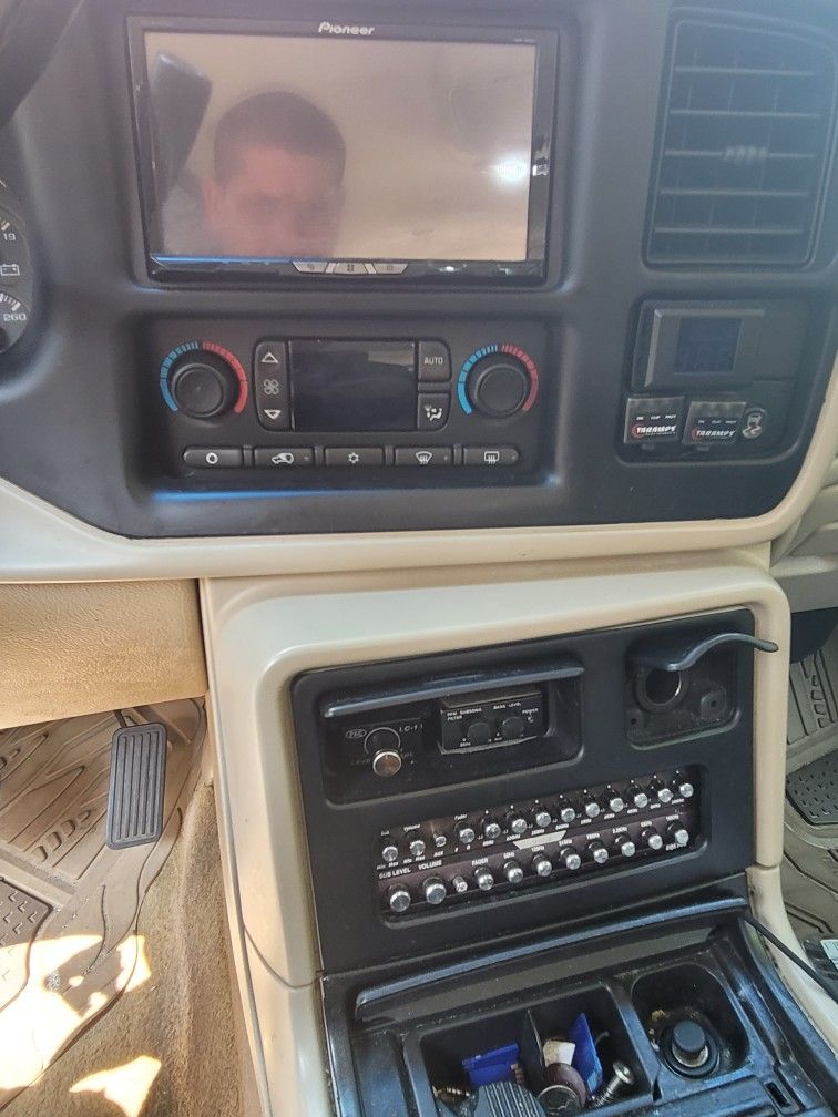 Car Audio System 