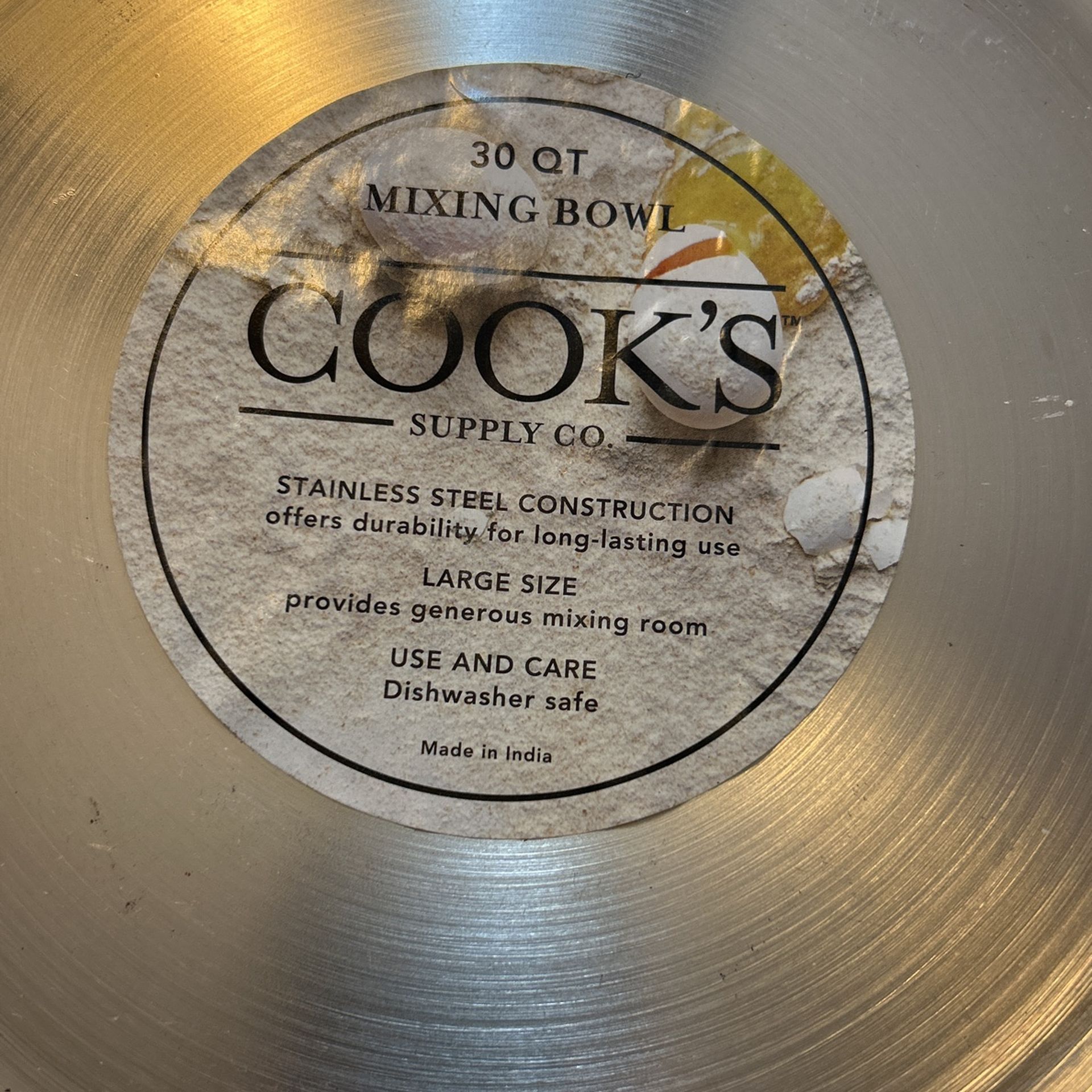 NEW .. NEW.,2 Cook’s Big Mixing Bowls