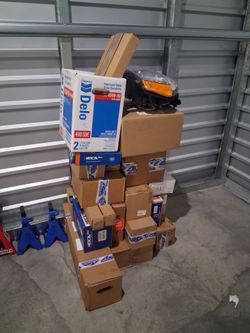 '06 Jeep 4.7 V8 Motor and Misc Parts.