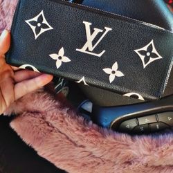 Authentic Louis Vuitton Portefeuille Clemence Monogram Empreinte Long Wallet