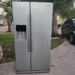 Samsung Refrigerator 