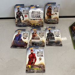 Hot Wheels Justice League Set Of 7 Cars New 