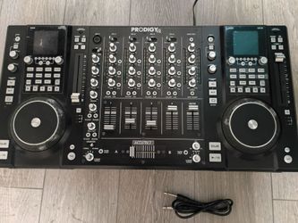 B-52 FX prodigy  professional dj mixer