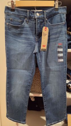 Levi's woman jeans size 4/27 capri short