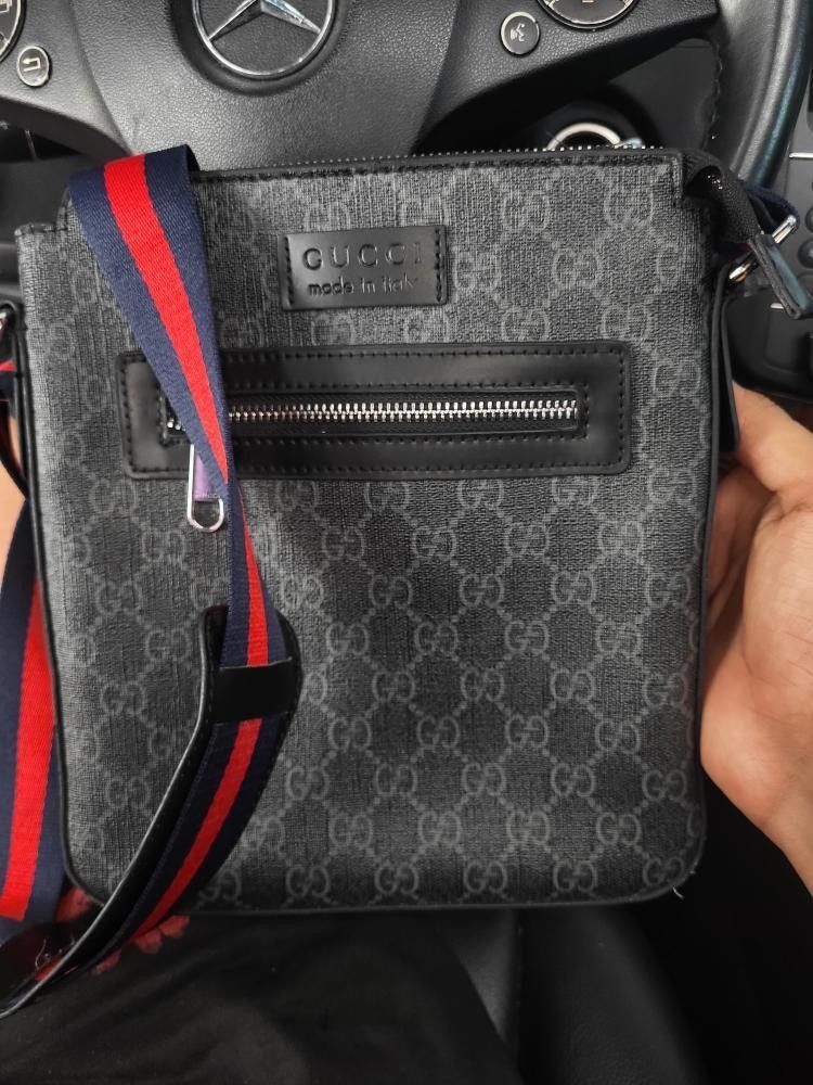 Gucci Messenger Bag
