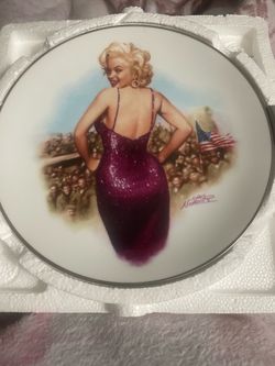 Marilyn Monroe Collectors Plate
