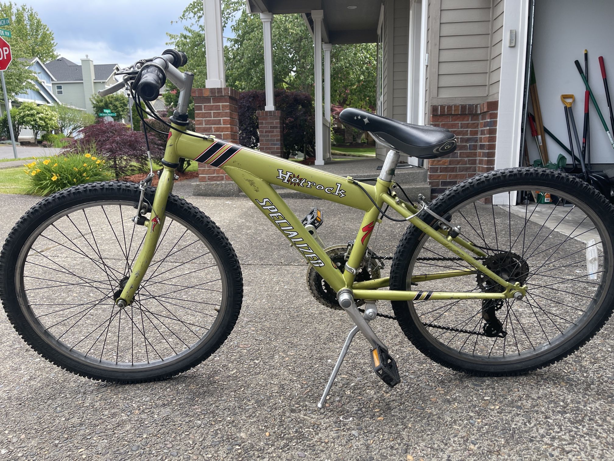 SPECIALIZED 24” Bike