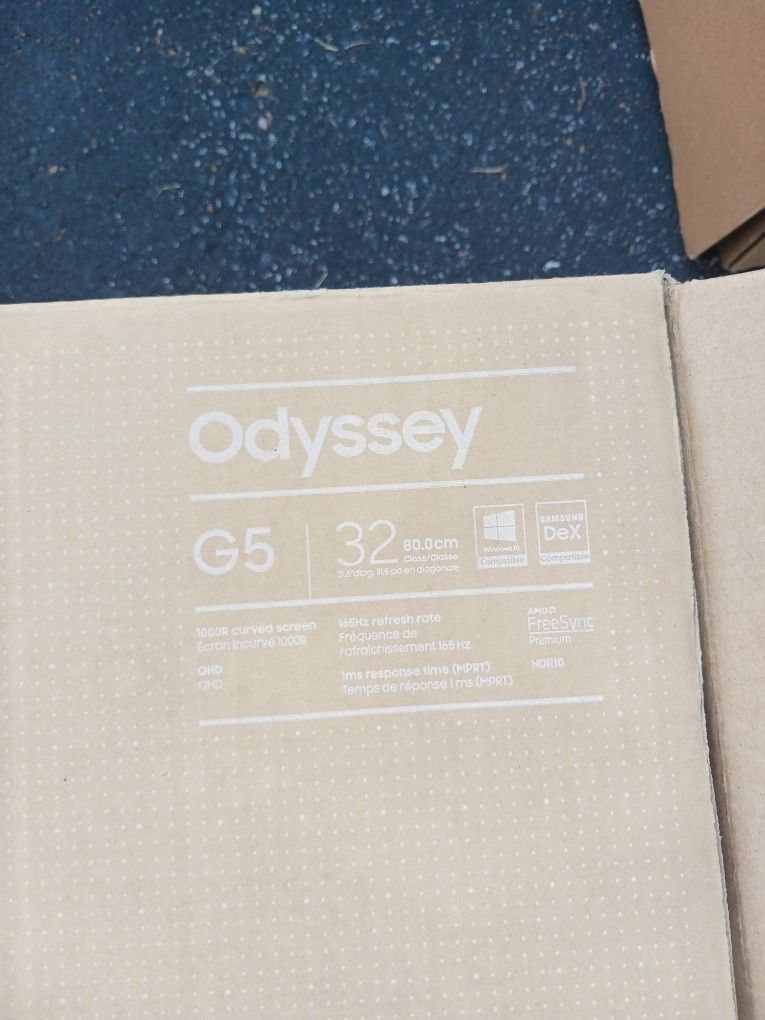 Samsung ODYSSEY 5G 32 Inch Curve TV