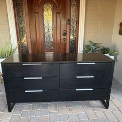 6 Drawer Dresser 