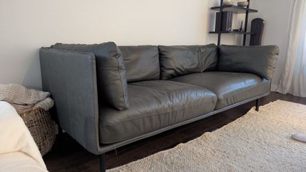 Crate And Barrel Wells Leather Sofa