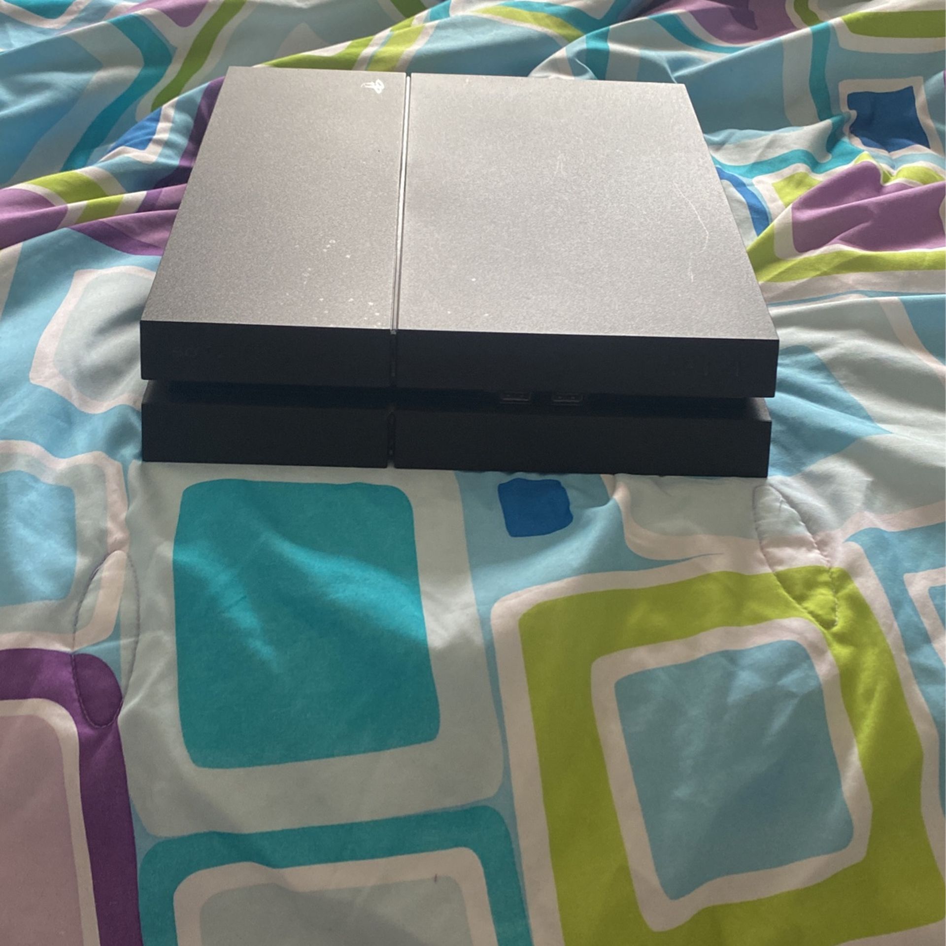 Play Station 4
