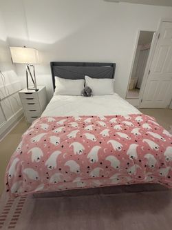 Gray Upholstered Queen Bed Frame and Mattress