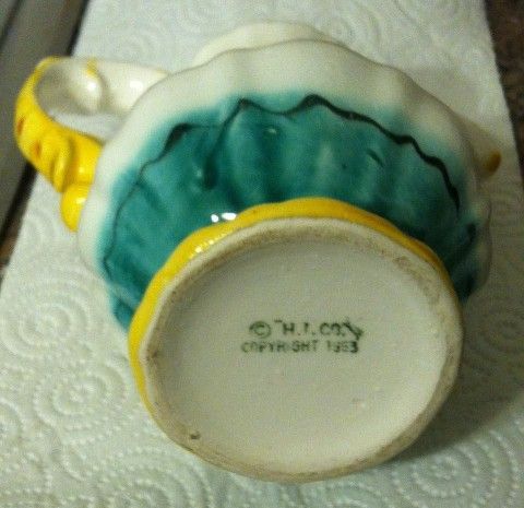 Vintage Small "H.I. Co" 1953 Floral Pitcher/Creamer.