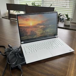 Alienware m17 R4 Gaming Laptop - Very Powerful 