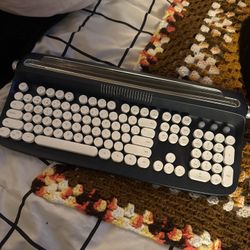 Actto Bluetooth Keyboard