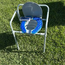 Porta Potty 