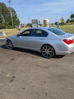 2009 BMW 750i