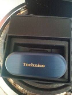 Technics earbuds