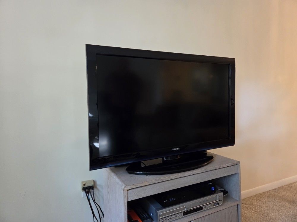 Toshiba Flat Screen TV
