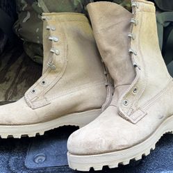 Military Surplus Belleville GoreTex Combat Boots, Men’s 7 W, New