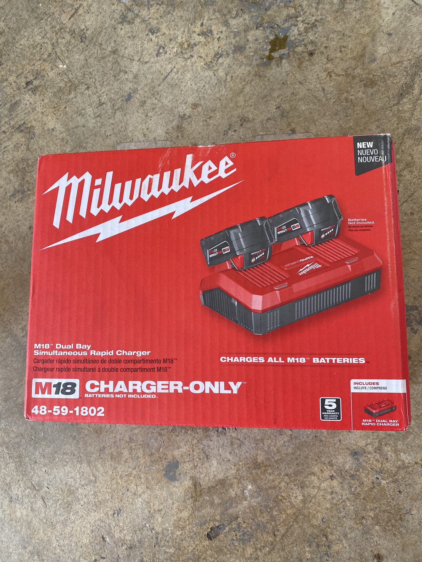 Milwaukee Dual Bay Rapid Charger