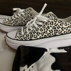 Women’s Converse 