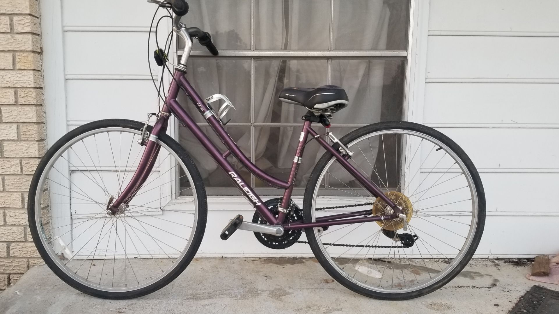 Raleigh Detour 2.5 Bicycle 