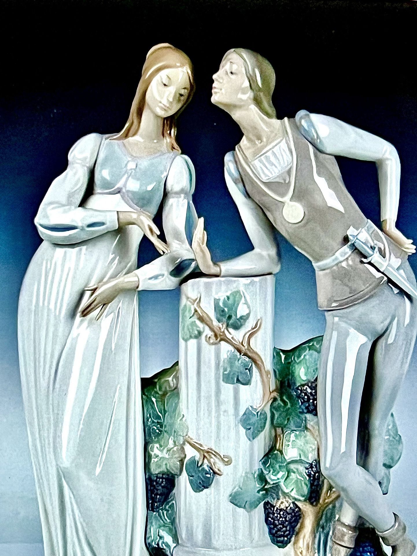 Lladro “Romeo and Juliet”